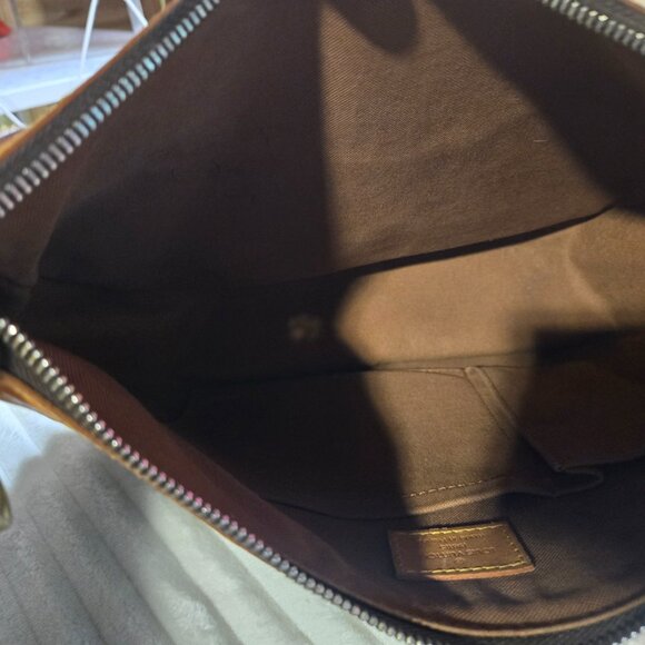 Louis Vuitton Tulum PM - Picture 10 of 14